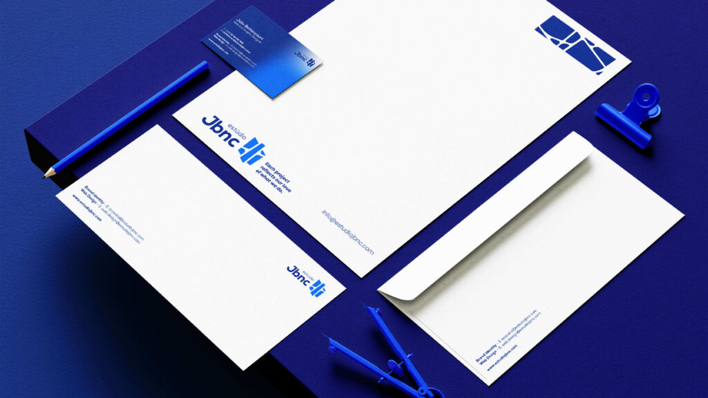Stationery for Estúdio Jbnc, specializing in visual identity and web design.